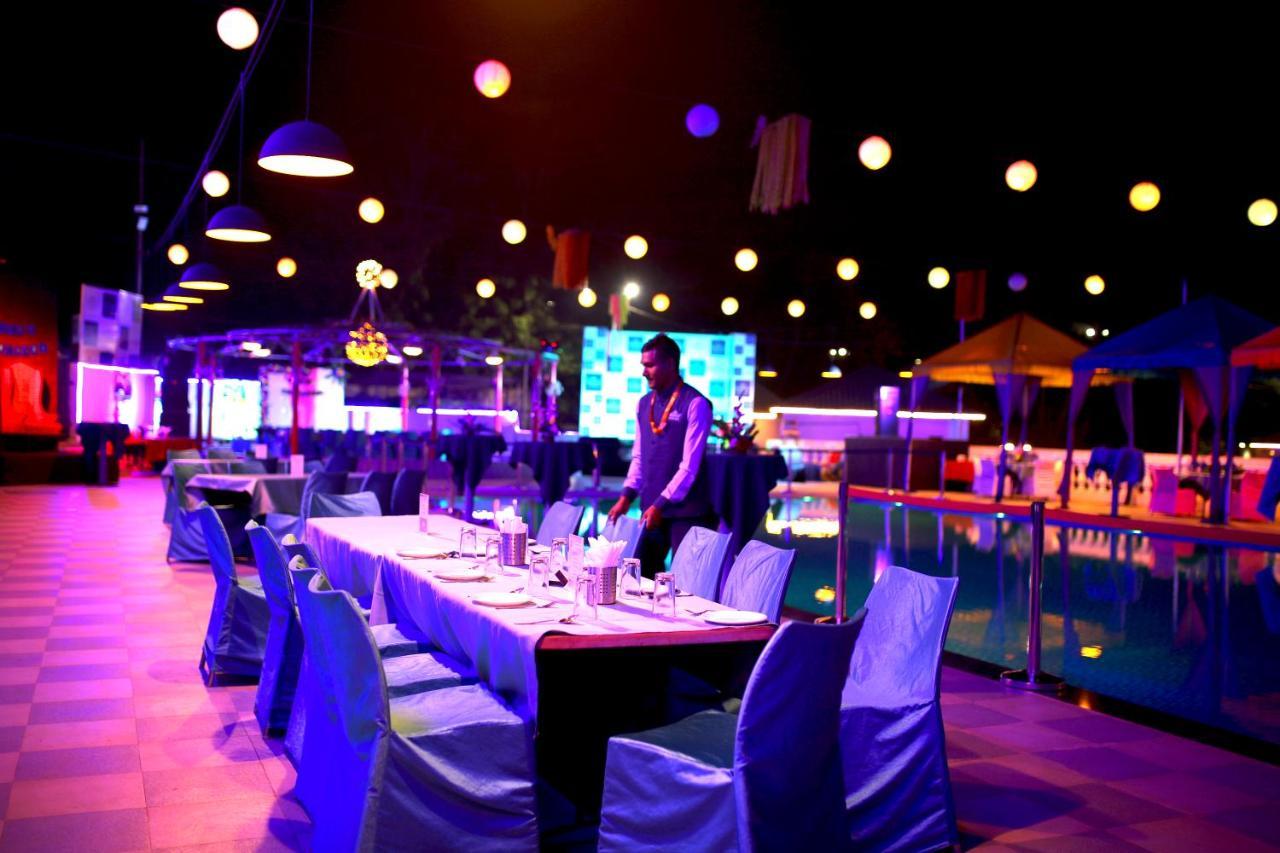Maharaja The Royal Resort Thane Esterno foto